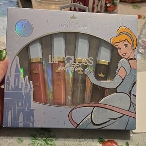 Nwt Disney Princess Lip Gloss Set